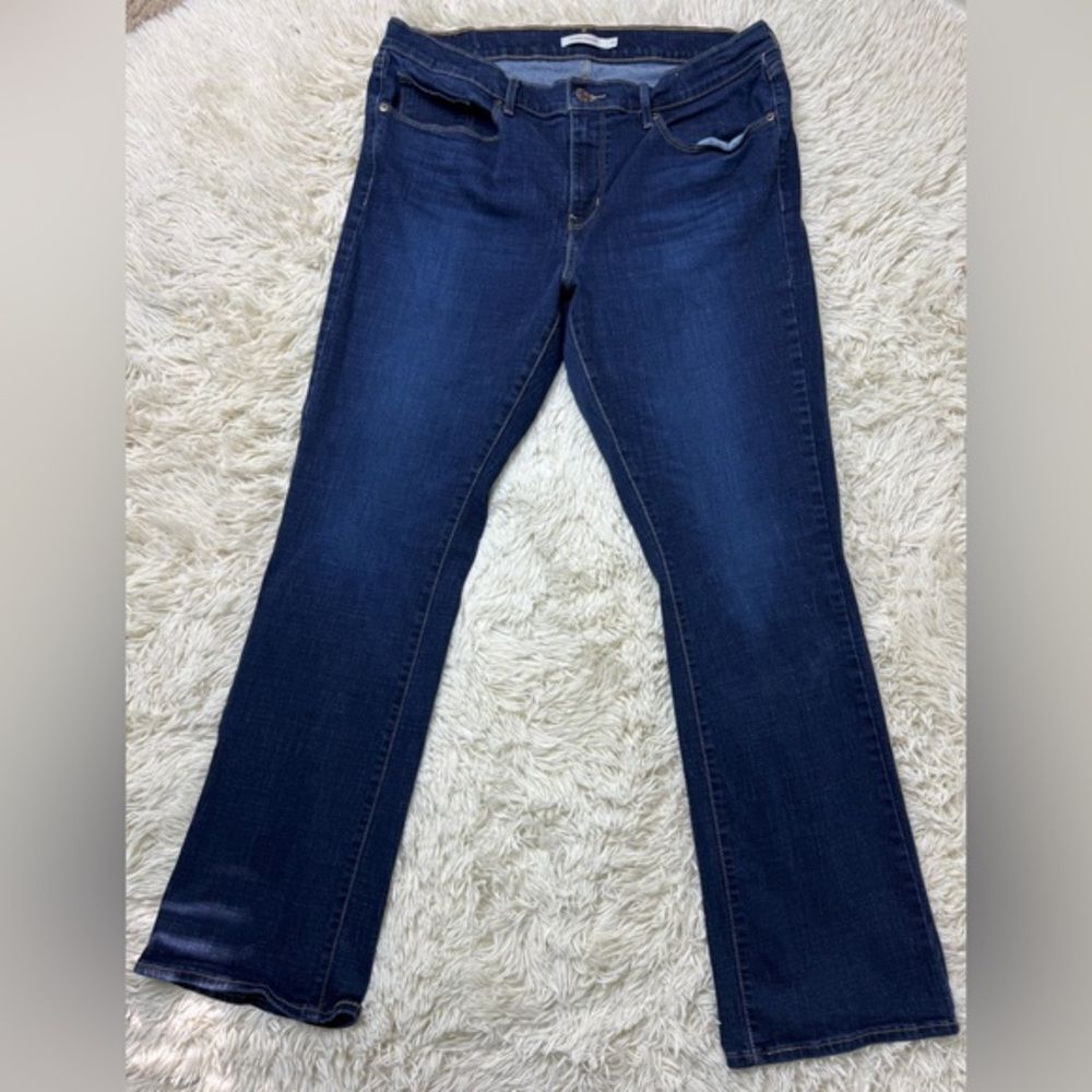 EUC Women’s Levi’s Classic Bootcut stretch Jeans Size 16 W33 L32